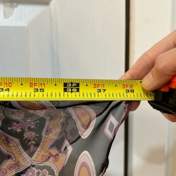 Women's Sheer Silk Blouse Cape Sleeve Medallion Paisley Print Sz M (DESIGNER???) - Picture 7 of 8